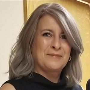 Meet your Posher, Maria elena